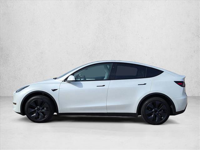 Used 2025 Tesla Model Y Long Range image 8