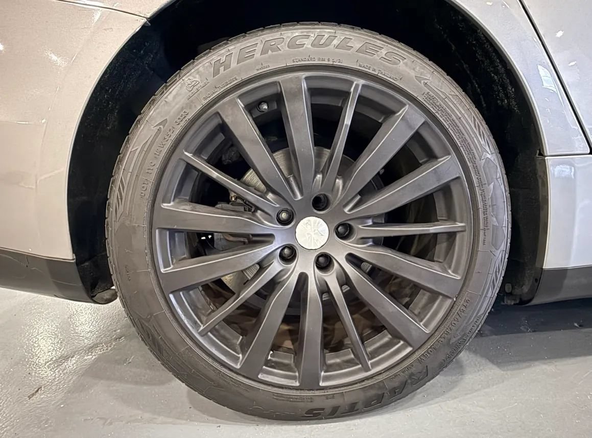 Used 2016 Maserati Ghibli RWD image 43