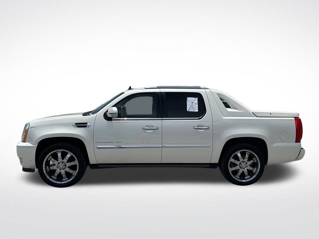 Used 2013 Cadillac Escalade EXT Premium AWD/4WD image 3