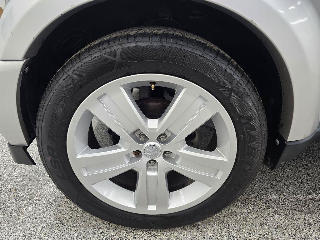 Used 2011 Dodge Nitro Heat RWD image 31