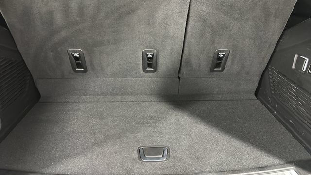 Used 2024 GMC Yukon Denali AWD/4WD image 31