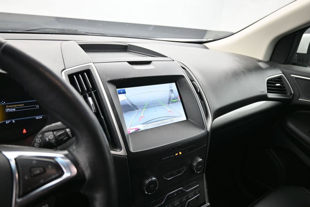 Used 2020 Ford Edge SEL w/ Cold Weather Package FWD image 26