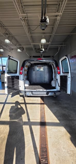 Used 2021 Chevrolet Express 2500 w/ Driver Convenience Package RWD image 10