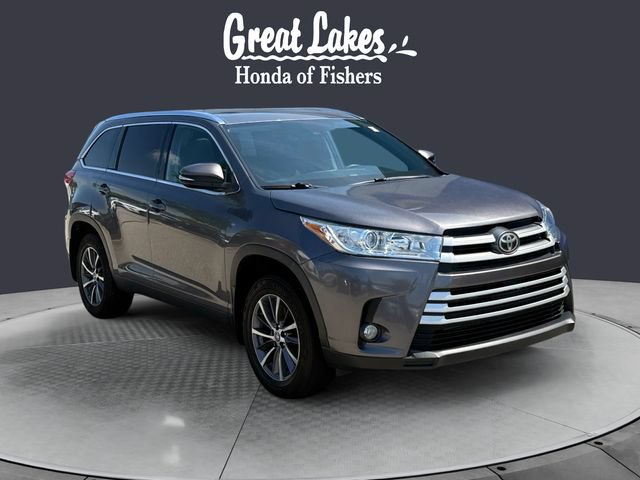 Used 2019 Toyota Highlander XLE AWD/4WD image 7
