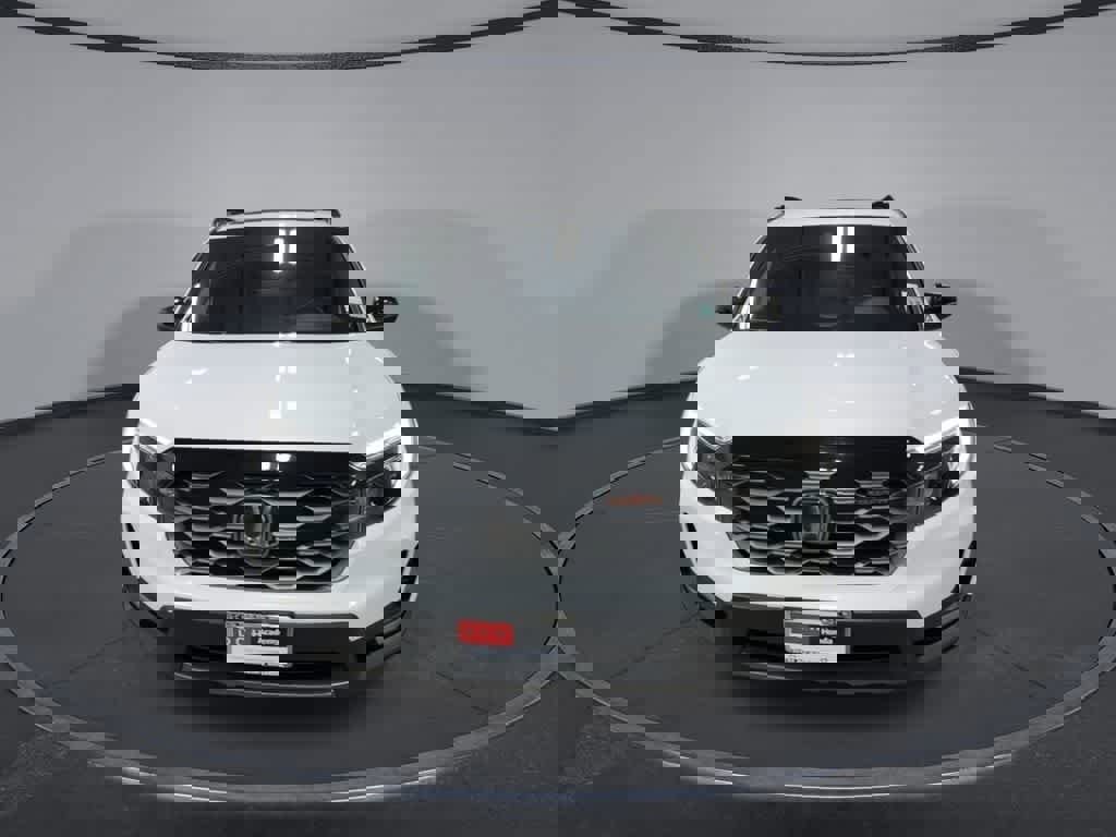 Certified 2023 Honda Passport TrailSport image 3