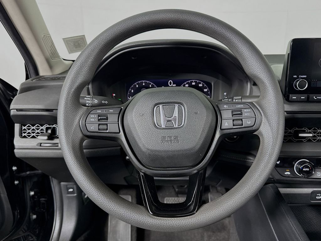 Certified 2023 Honda Accord EX image 11