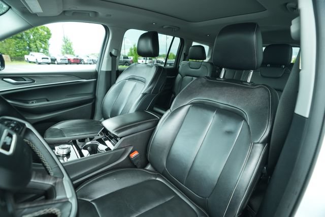 Used 2022 Jeep Grand Cherokee L Limited AWD/4WD image 44