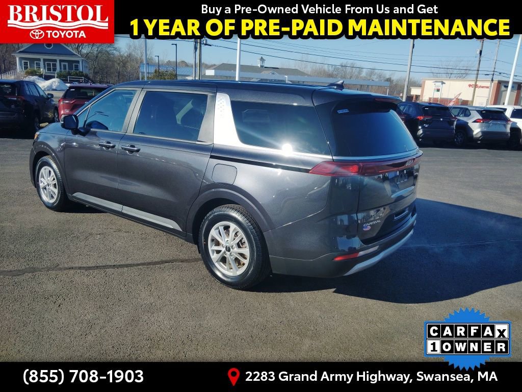 Used 2024 Kia Carnival LX image 6