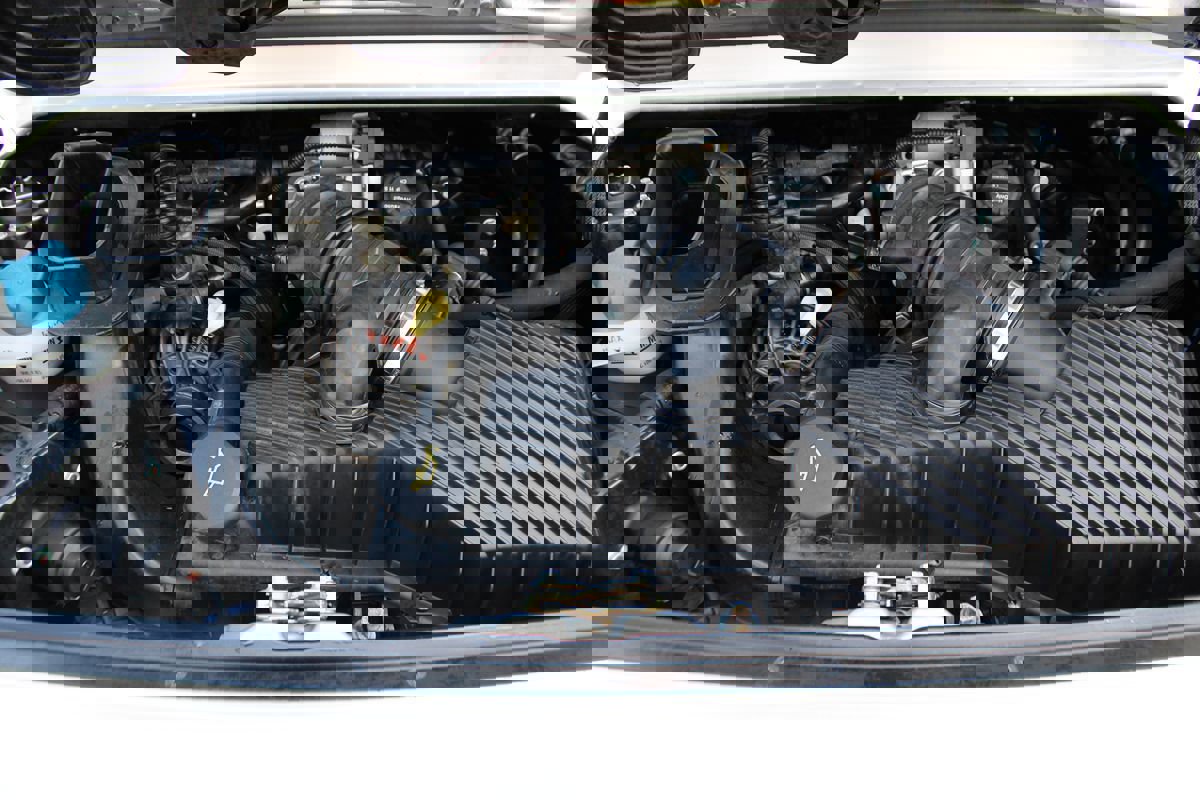 Used 2003 Porsche 911 Cabriolet image 38