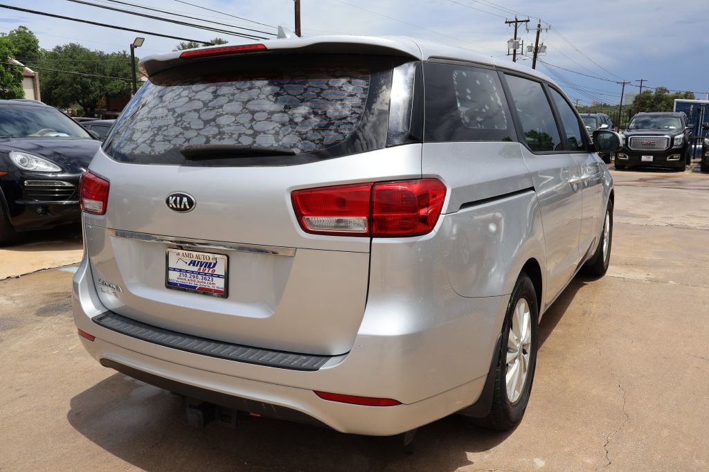 Used 2016 Kia Sedona L FWD image 7