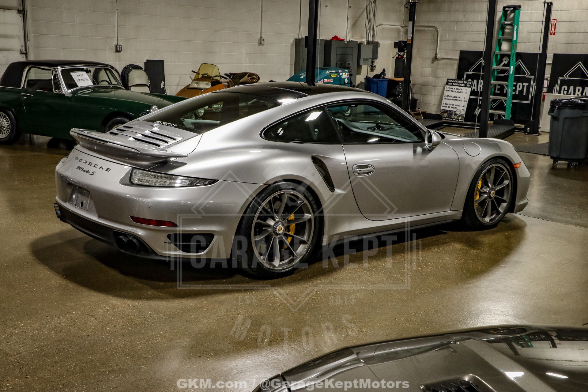 Used 2014 Porsche 911 Turbo S image 20