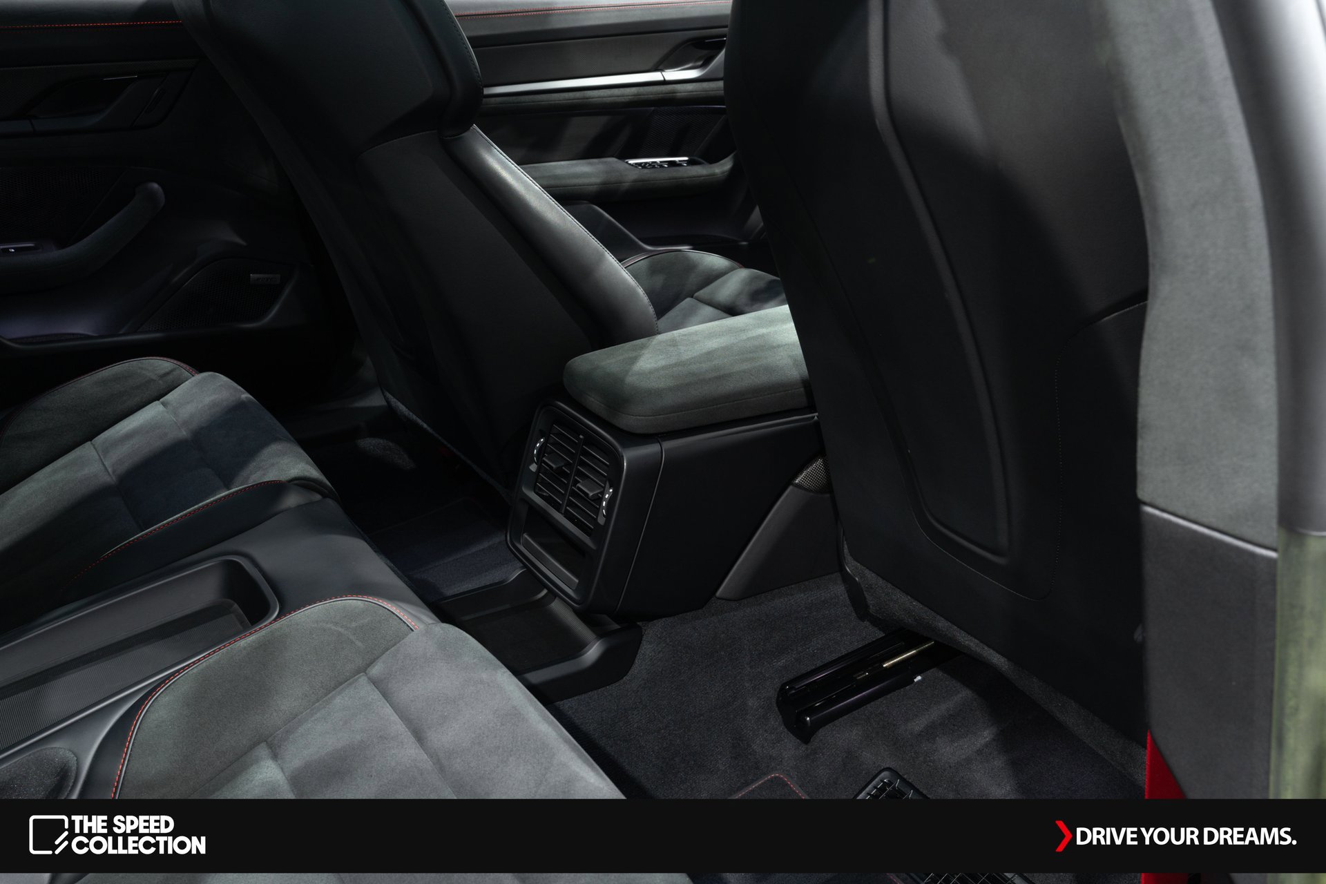 Used 2023 Porsche Taycan GTS image 31