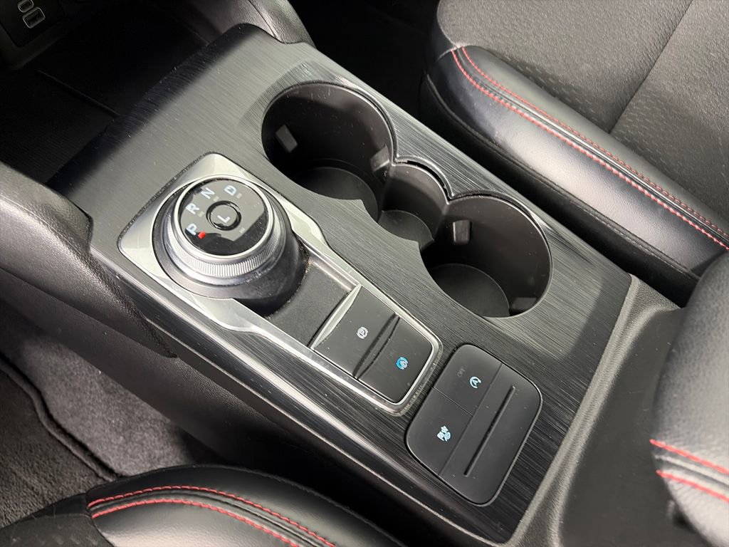 Used 2025 Ford Escape ST-Line Select AWD/4WD image 22