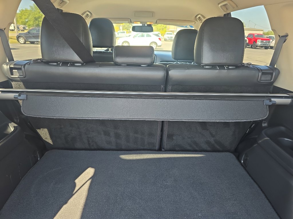 Used 2018 Mitsubishi Outlander SEL image 17