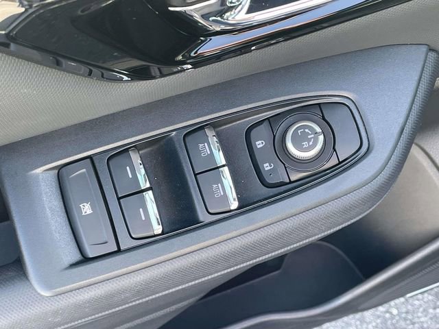 Used 2025 Subaru Forester Limited AWD/4WD image 18