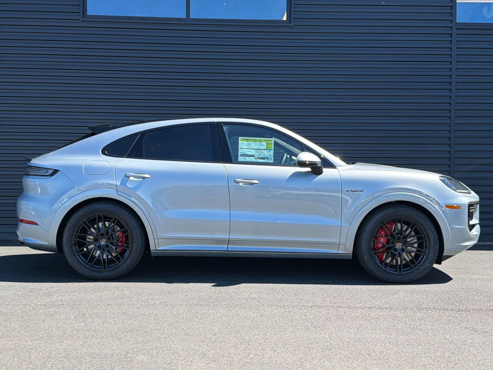 New 2026 Porsche Cayenne Turbo AWD/4WD image 10
