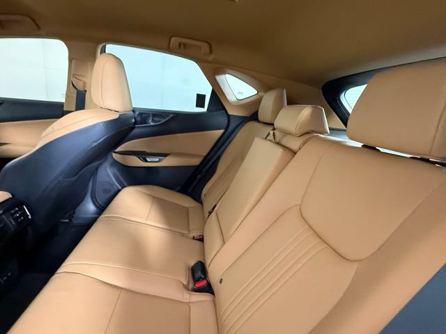 Used 2024 Lexus NX 250 FWD w/ Towing Package (2000 Lbs) image 23