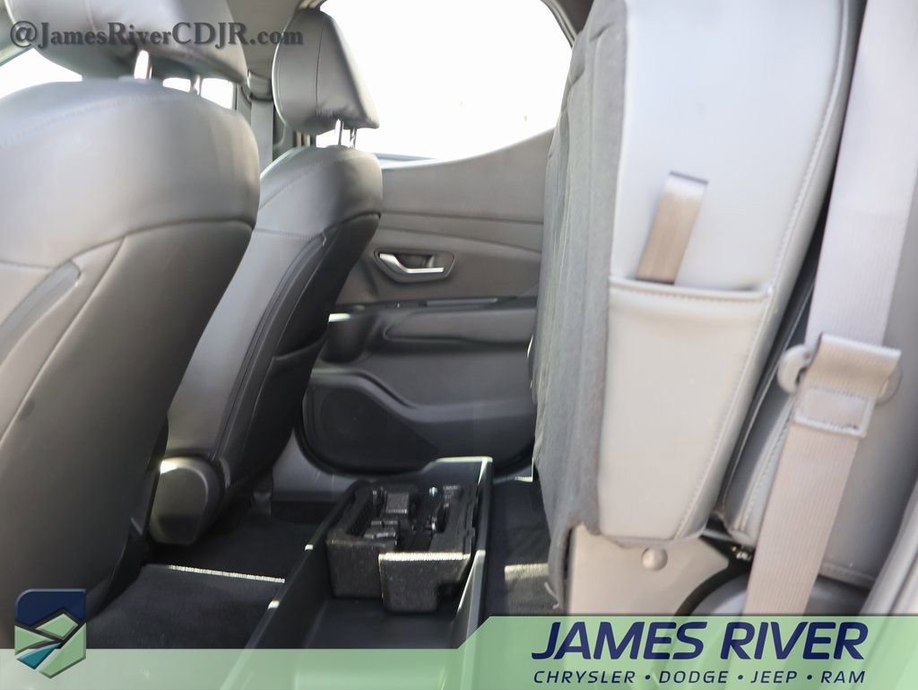 Used 2025 Hyundai Santa Cruz SEL image 17