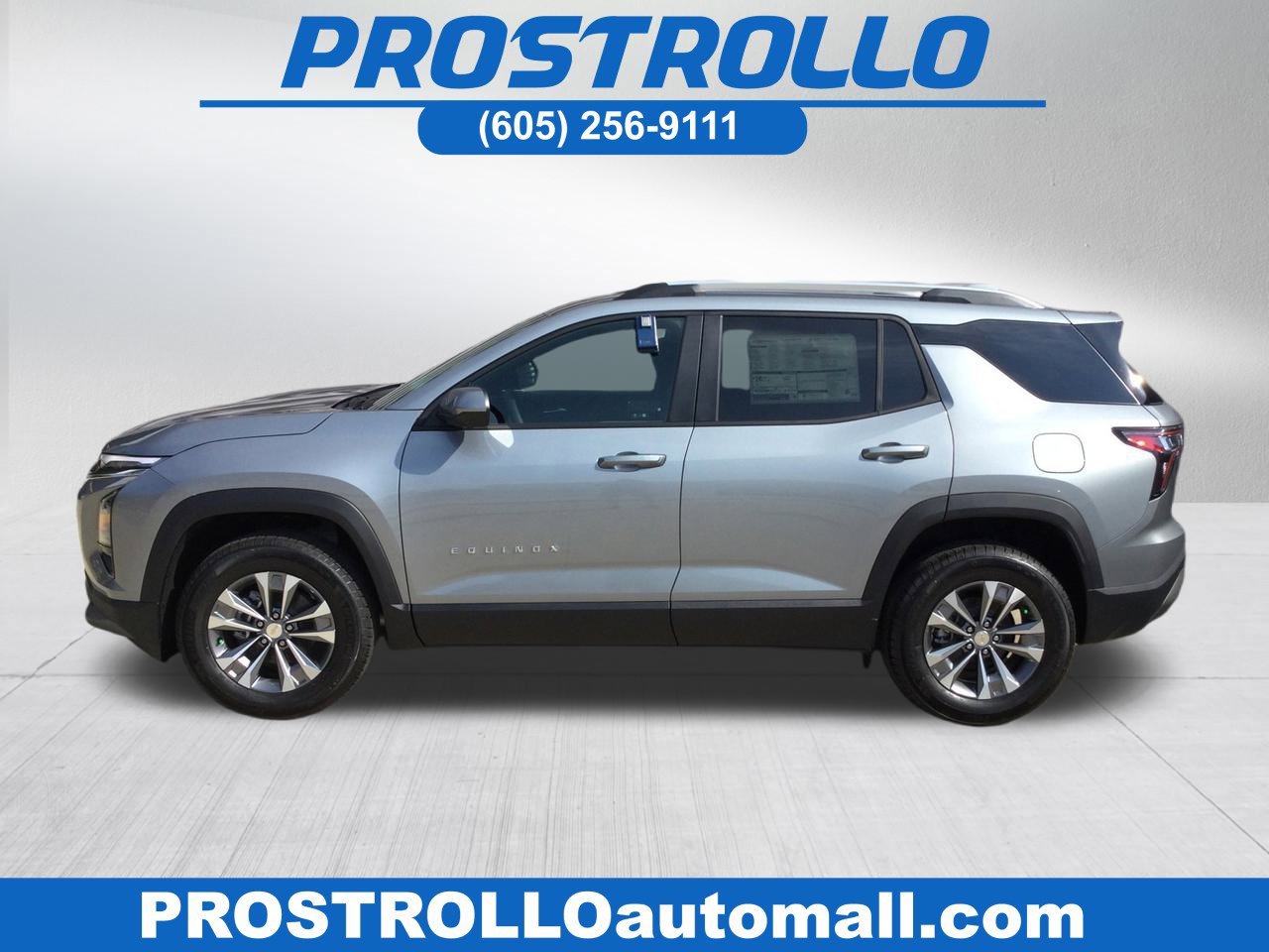 New 2025 Chevrolet Equinox LT w/ Convenience Package II image 1