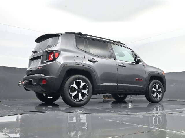 Used 2019 Jeep Renegade Trailhawk AWD/4WD image 25