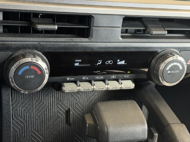 Certified 2025 Toyota 4Runner SR5 AWD/4WD image 21