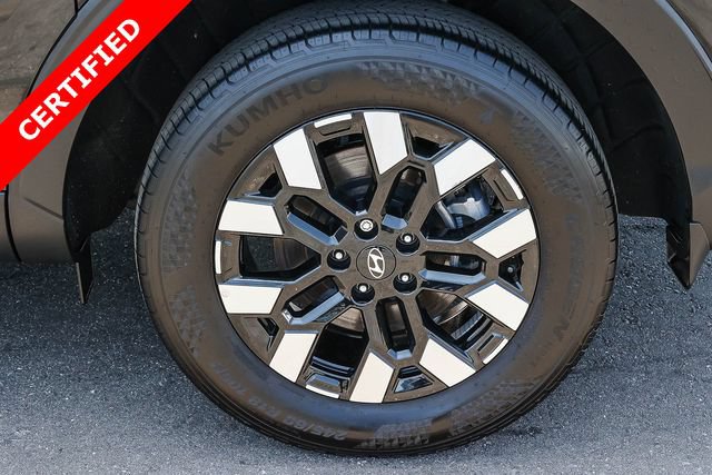 Certified 2025 Hyundai Santa Cruz SE FWD image 8