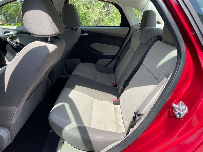 Used 2014 Ford Focus SE image 14