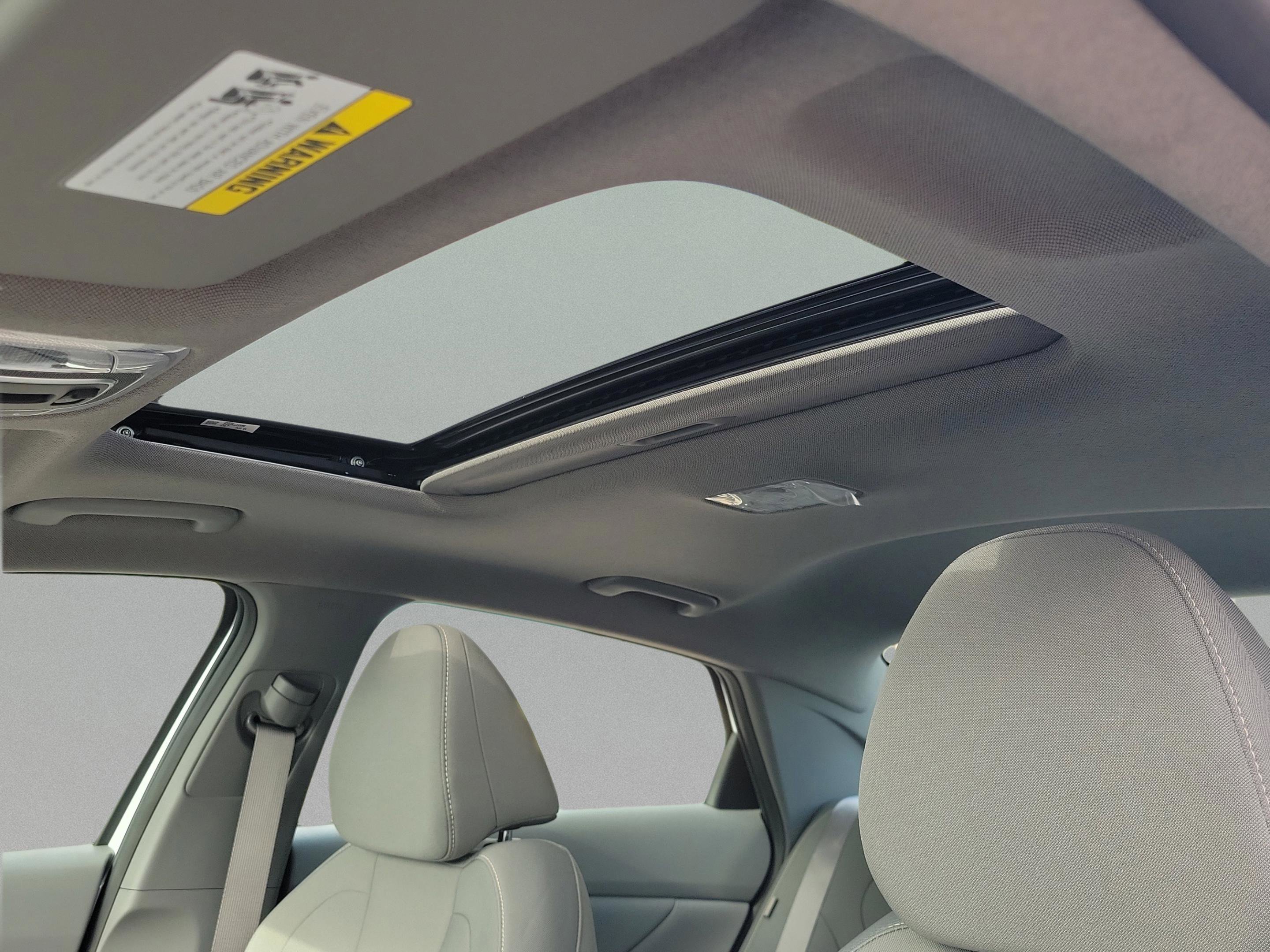 New 2026 Hyundai Elantra SEL Sport image 32