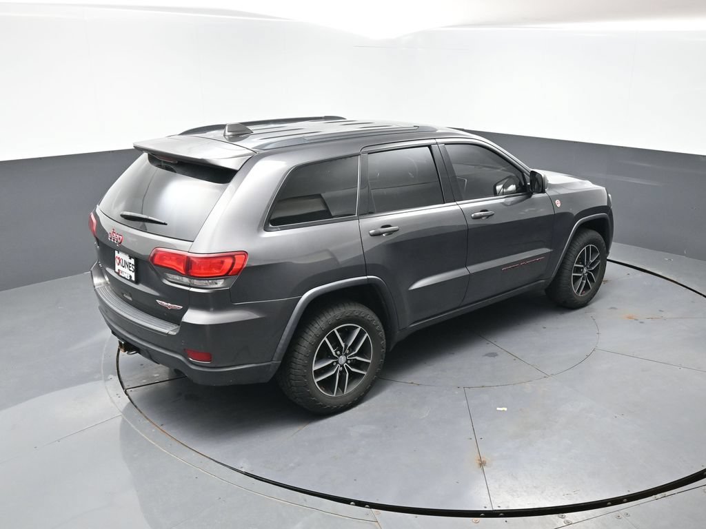 Used 2017 Jeep Grand Cherokee Trailhawk AWD/4WD image 14