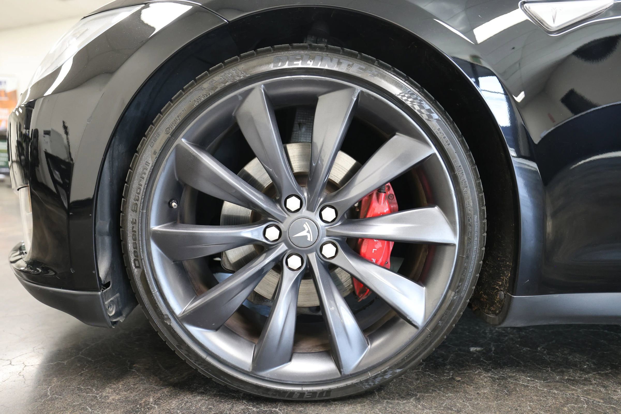 Used 2014 Tesla Model S P85 image 23