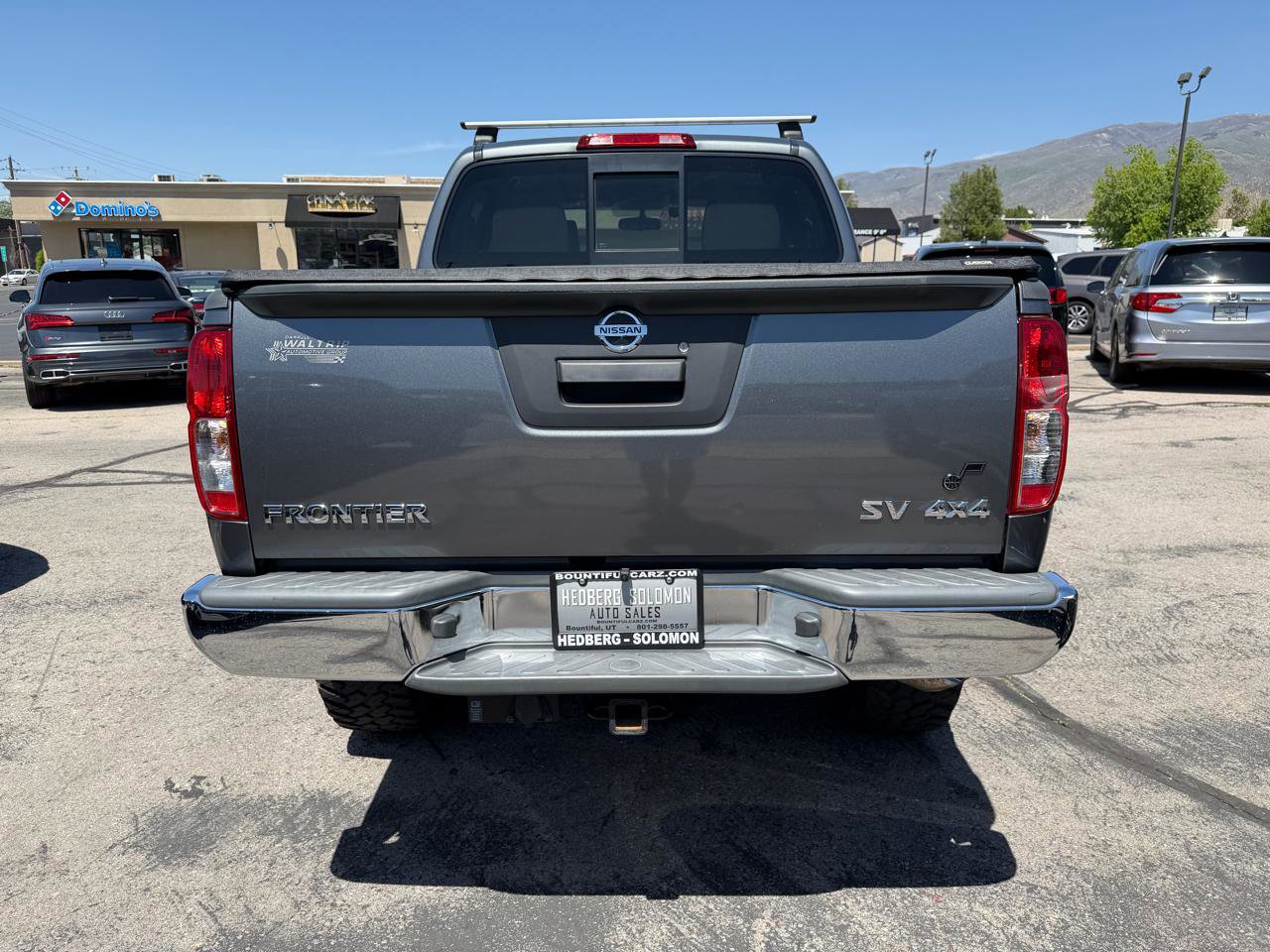 Used 2017 Nissan Frontier SV AWD/4WD image 6