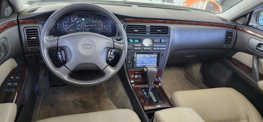 Used 1999 INFINITI Q45 RWD image 21
