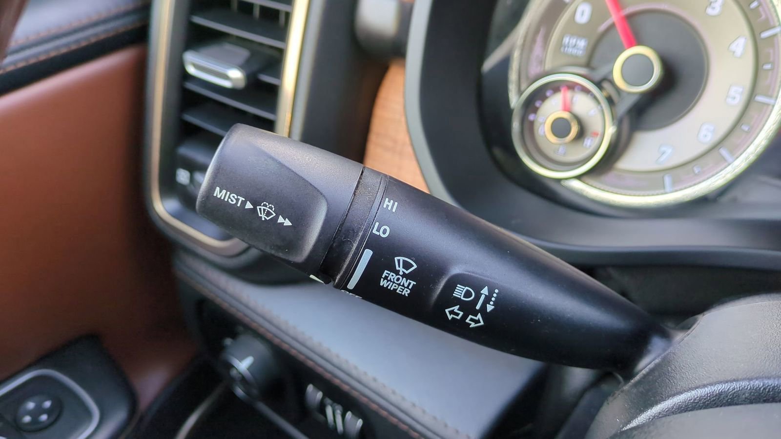 Used 2022 RAM 1500 Limited w/ Body-Colour Bumper Group image 46