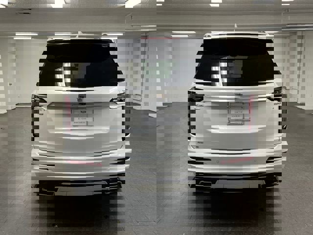 Certified 2024 Cadillac XT6 Sport w/ Technology Package image 4