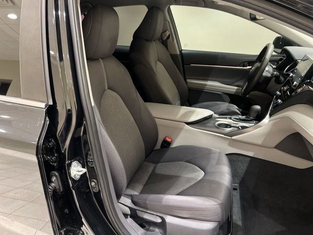 Used 2022 Toyota Camry LE w/ Convenience Package image 22