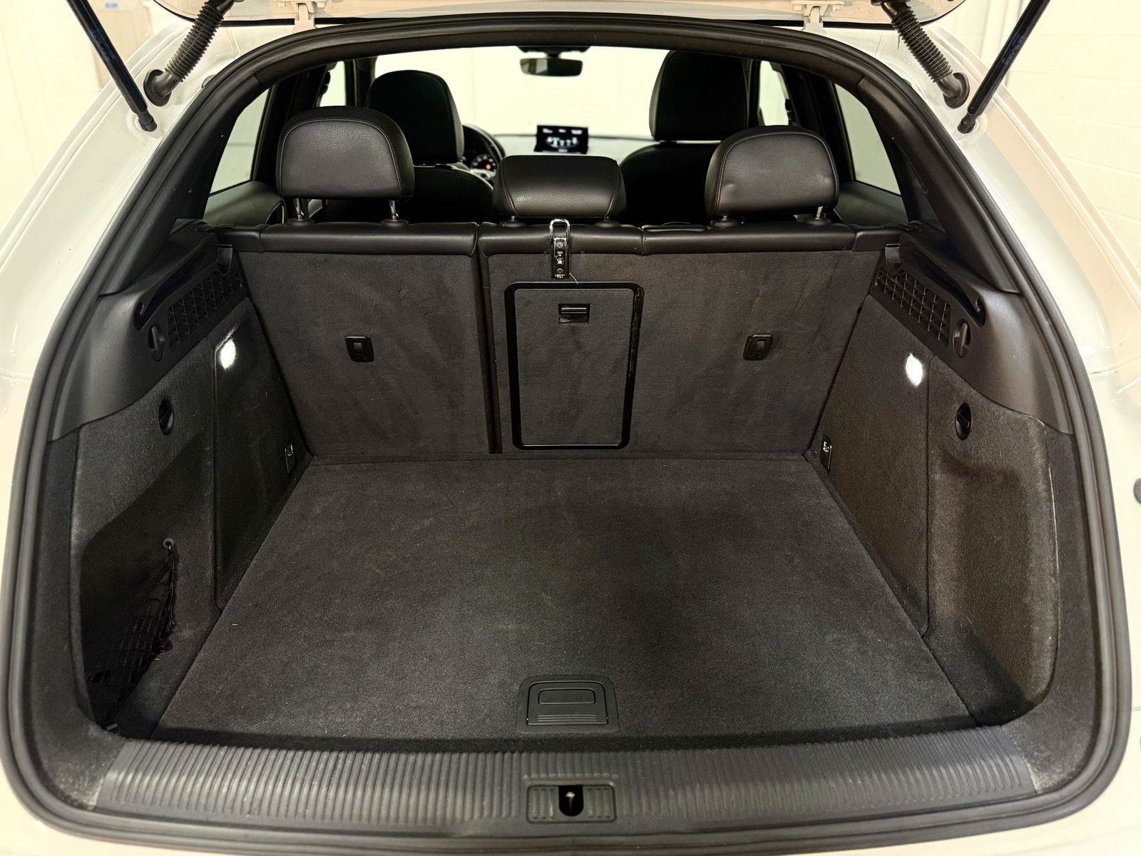 Used 2017 Audi Q3 2.0T Premium FWD image 35