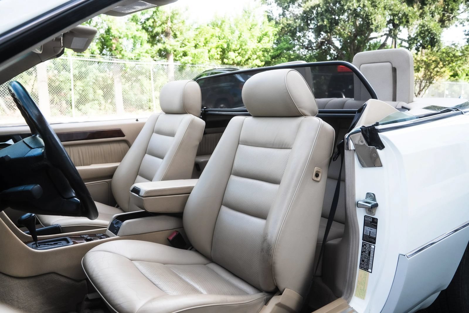 Used 1995 Mercedes-Benz E 320 Convertible image 13