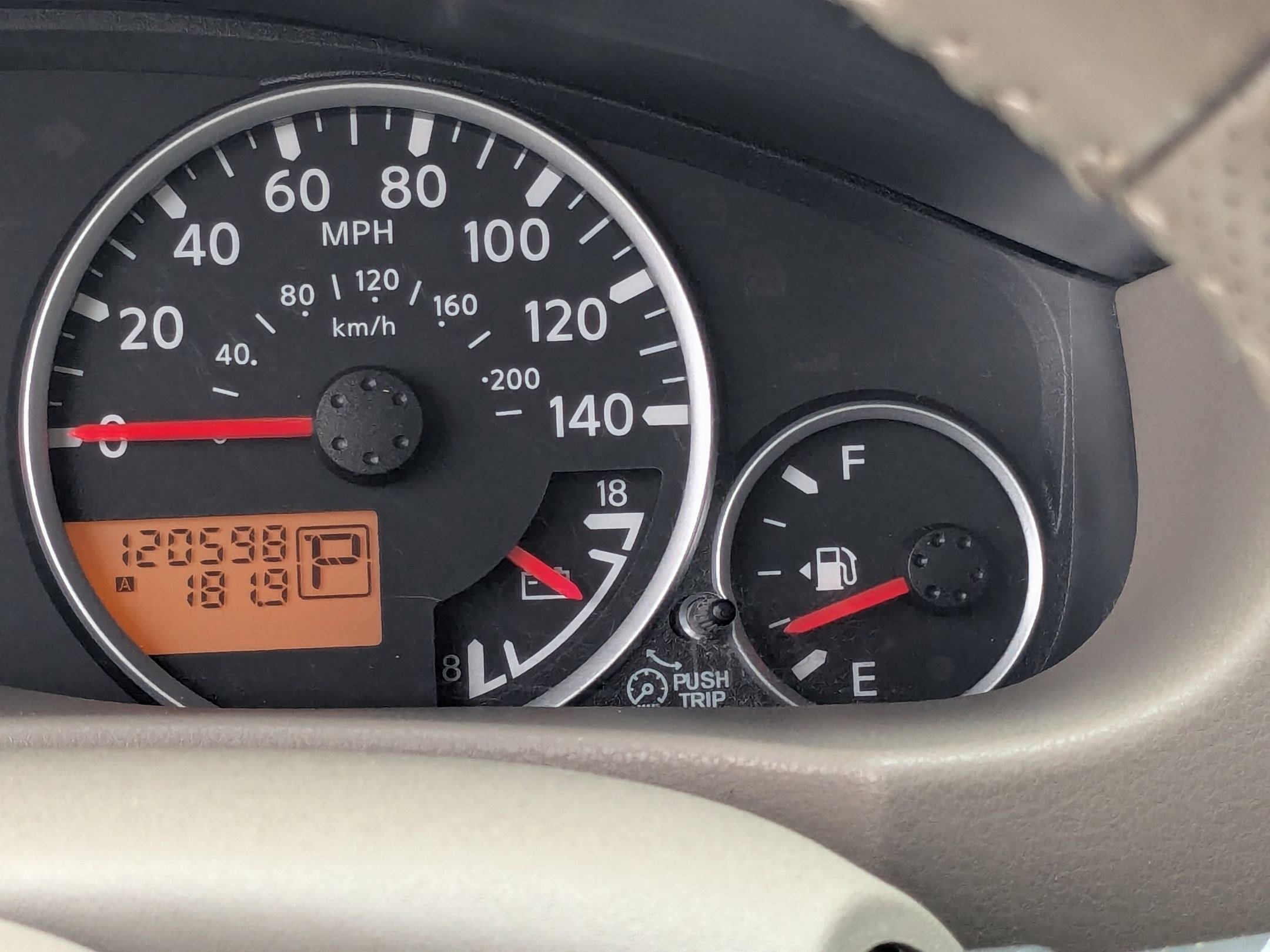 Used 2008 Nissan Pathfinder SE w/ Leather Pkg image 14