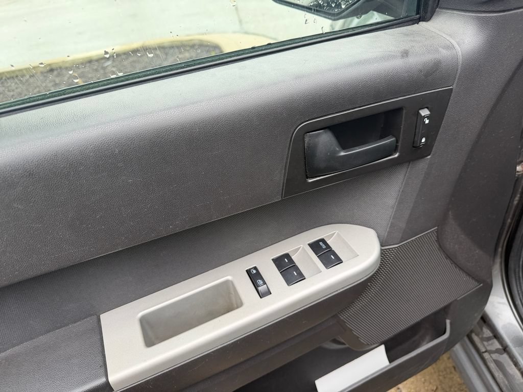 Used 2012 Ford Escape XLT FWD image 18