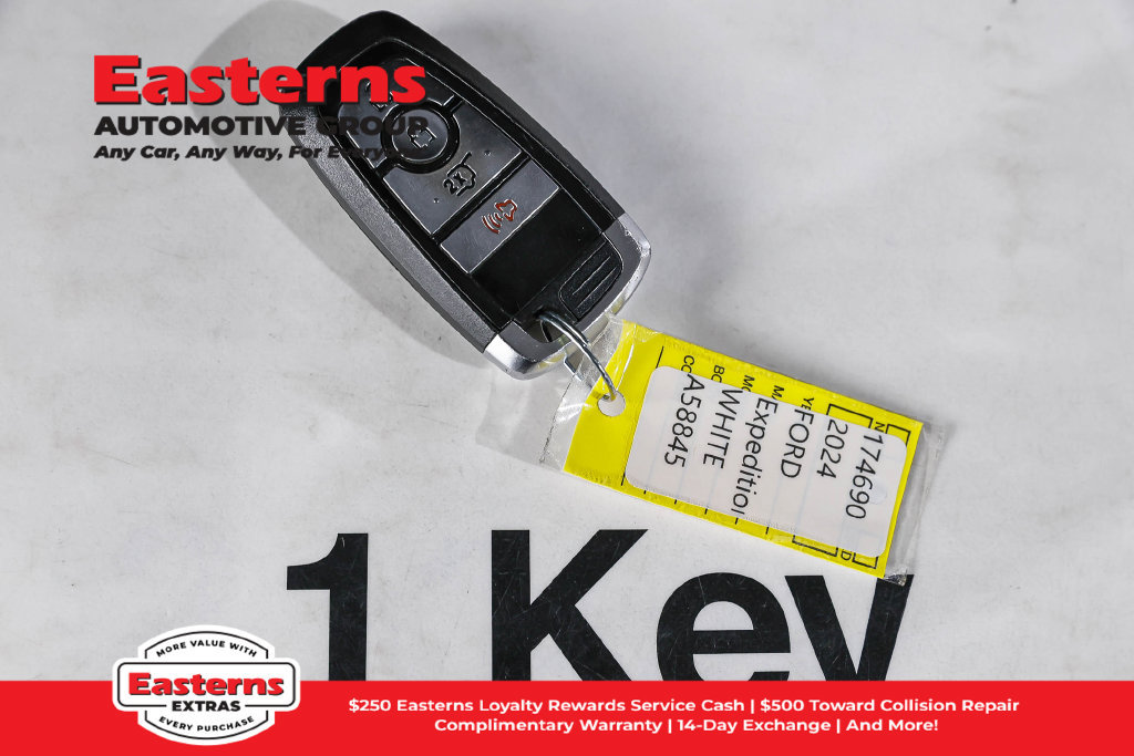Used 2024 Ford Expedition Max XLT RWD image 23