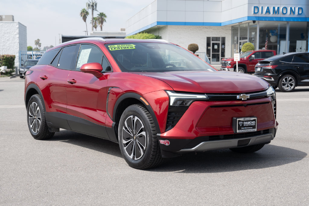 Used 2024 Chevrolet Blazer EV LT AWD/4WD image 1