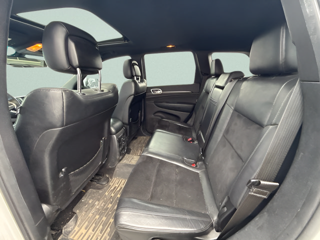 Used 2015 Jeep Grand Cherokee Altitude AWD/4WD image 11