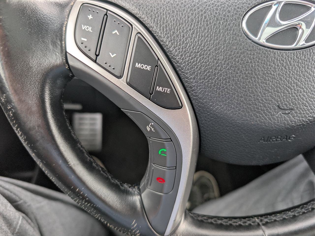 Used 2014 Hyundai Elantra GT w/ Option Group 03 image 23