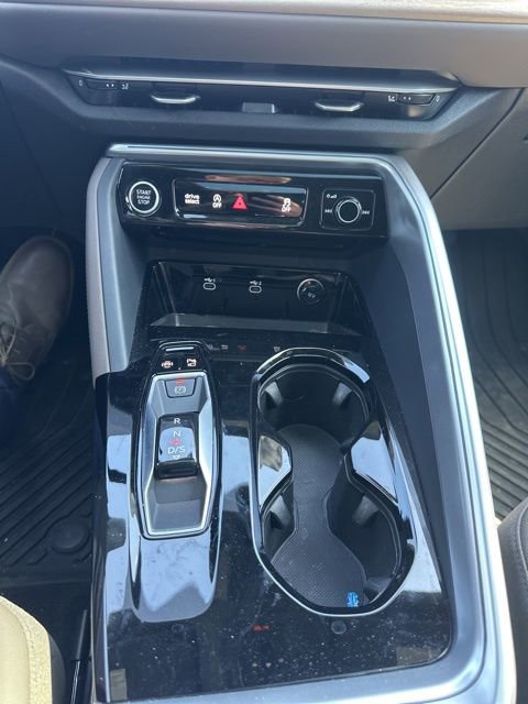 Used 2025 Audi Q5 Premium w/ Convenience Package image 12