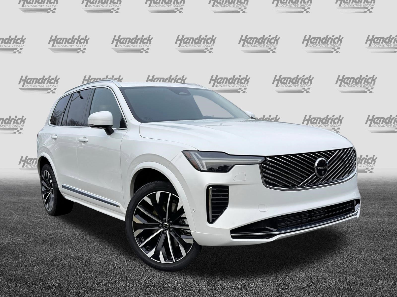 Used 2025 Volvo XC90 T8 Ultra image 2