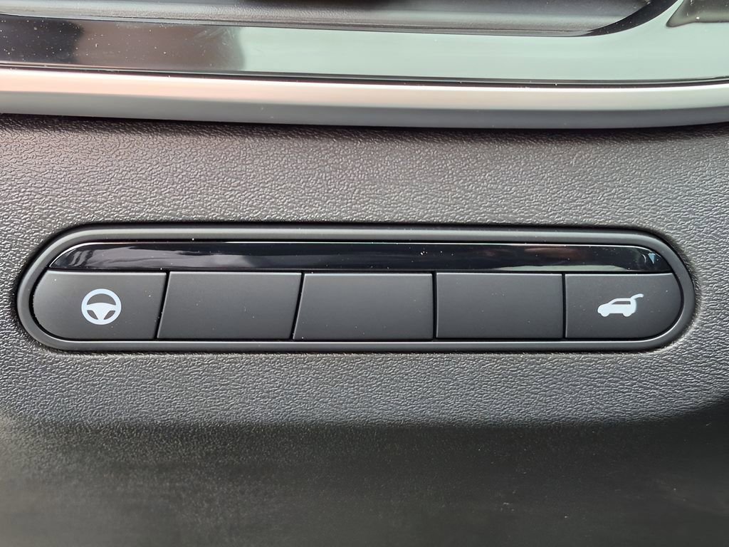 Certified 2026 INFINITI QX60 Luxe image 9