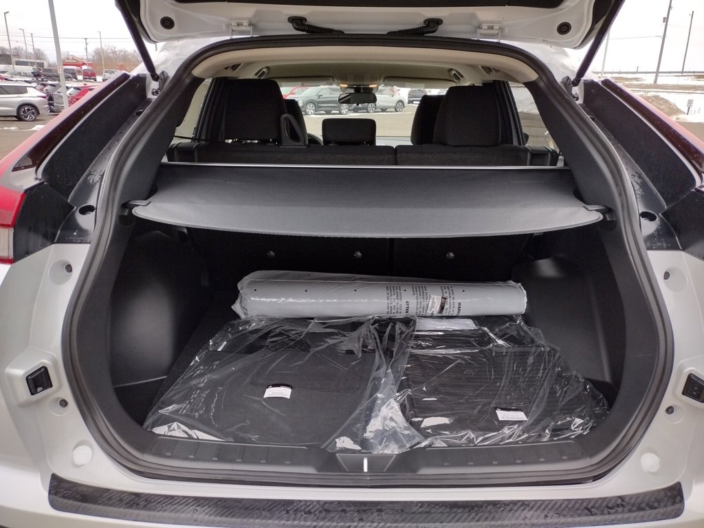 New 2026 Mitsubishi Eclipse Cross LE image 8