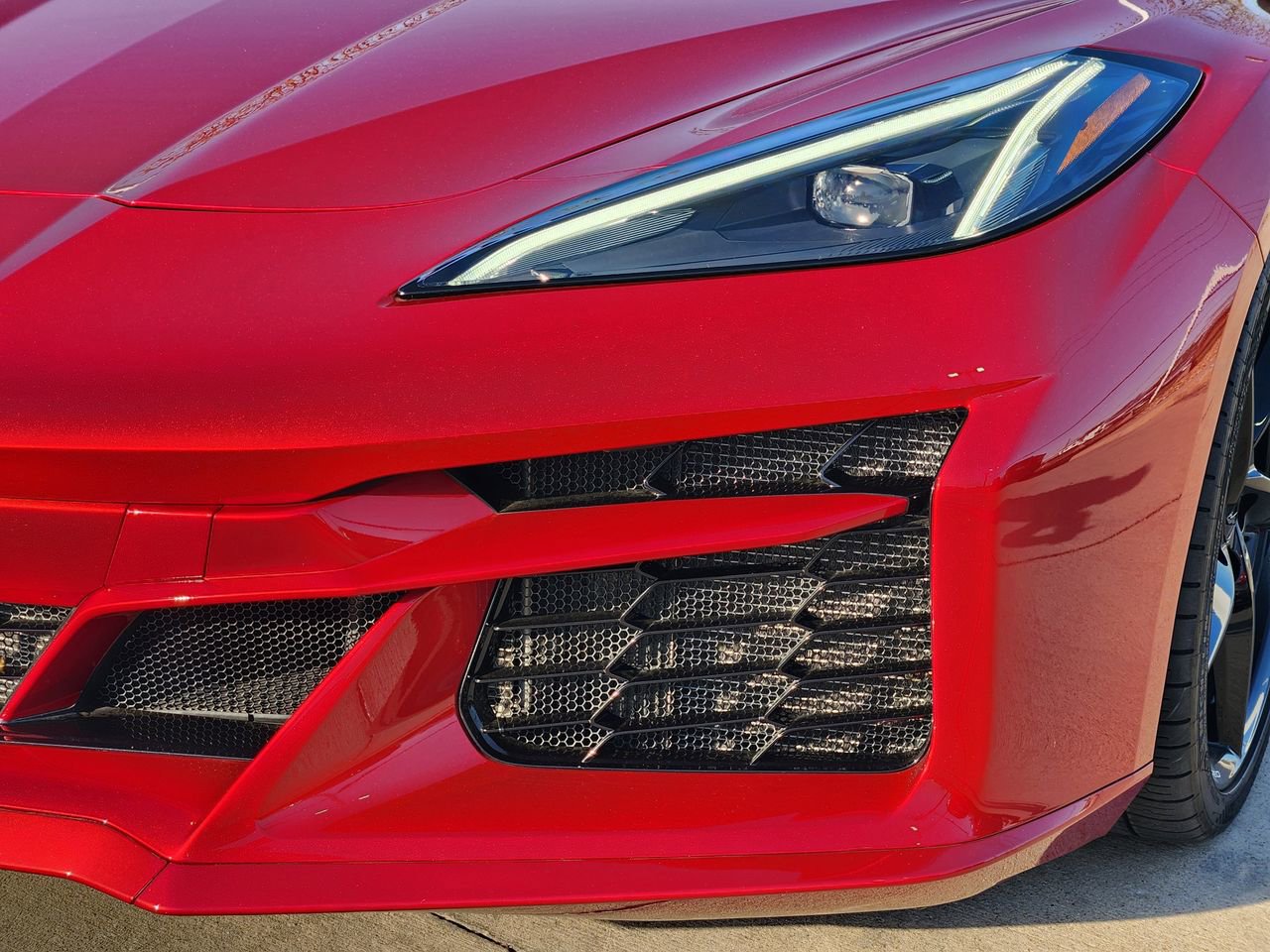 Used 2025 Chevrolet Corvette E-Ray image 9