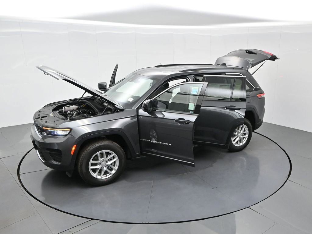 New 2025 Jeep Grand Cherokee Laredo X image 24