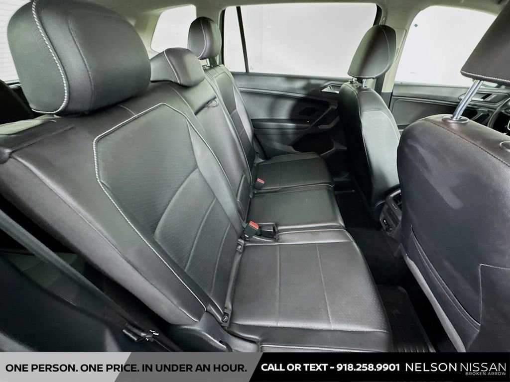 Used 2021 Volkswagen Tiguan SE image 27